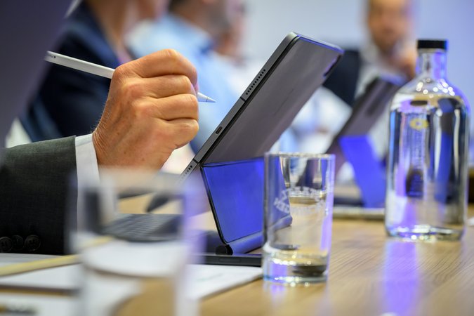 Öffnet eine Lightbox: 