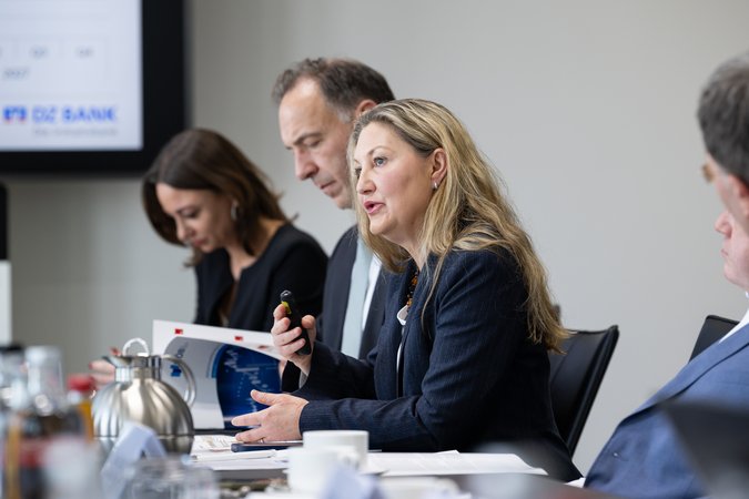 Öffnet eine Lightbox: 