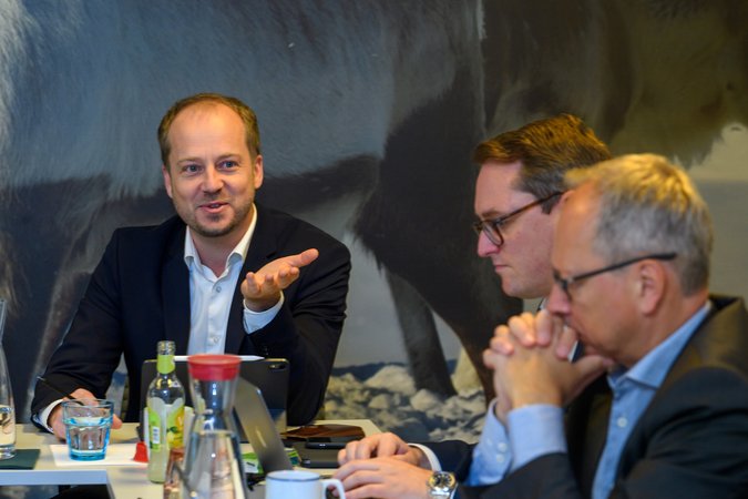 Öffnet eine Lightbox: Dr. Hagen Christmann, Leiter der Geschäftsstelle Tarifgemeinschaft Öffentlicher Banken Dr. Hagen Christmann, Leiter der Geschäftsstelle Tarifgemeinschaft Öffentlicher Banken