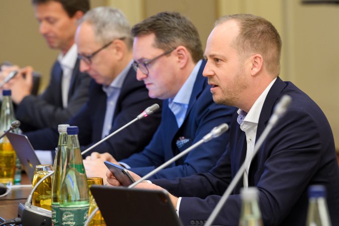 Öffnet eine Lightbox: Verhandlungsdelegation öffentliche Banken Verhandlungsdelegation öffentliche Banken