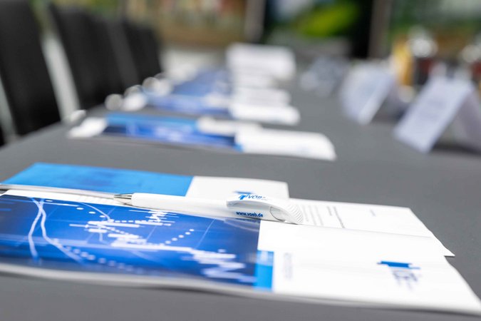 Öffnet eine Lightbox: 