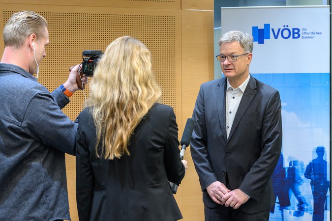 Öffnet eine Lightbox: Dr. Thomas Meißner (LBBW) im Interview Dr. Thomas Meißner (LBBW)