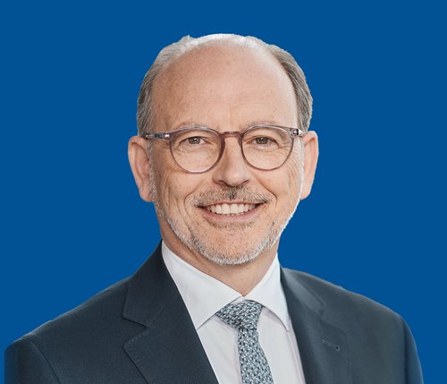 News lesen: VÖB-Präsident Thomas Groß fordert Regulierungsrückbau 

