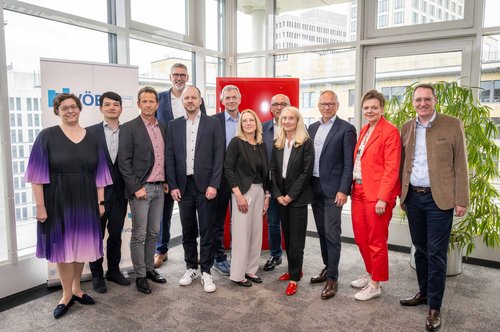 News lesen: Öffentliche Banken, ver.di und DBV vereinbaren Stärkung des zivilgesellschaftlichen Engagements und Stärkung der Demokratie